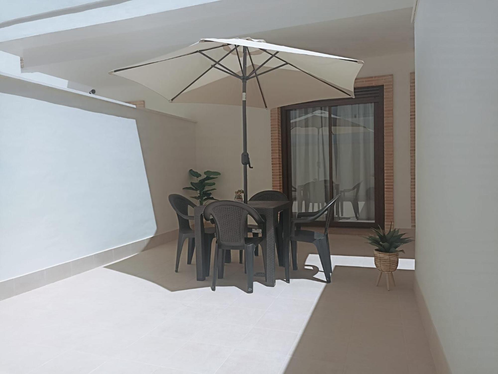 Apartamento Nuevo Centrico Con Aparcamiento Privado Incluido Alcalá de Guadaira Exteriör bild