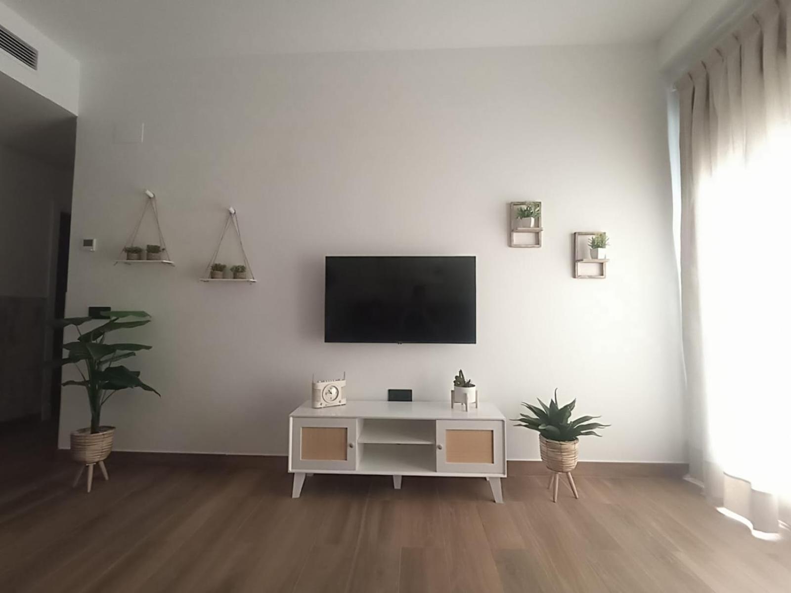 Apartamento Nuevo Centrico Con Aparcamiento Privado Incluido Alcalá de Guadaira Exteriör bild